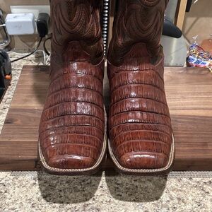 Cavendars Caiman Boots size 12EE. Like new.